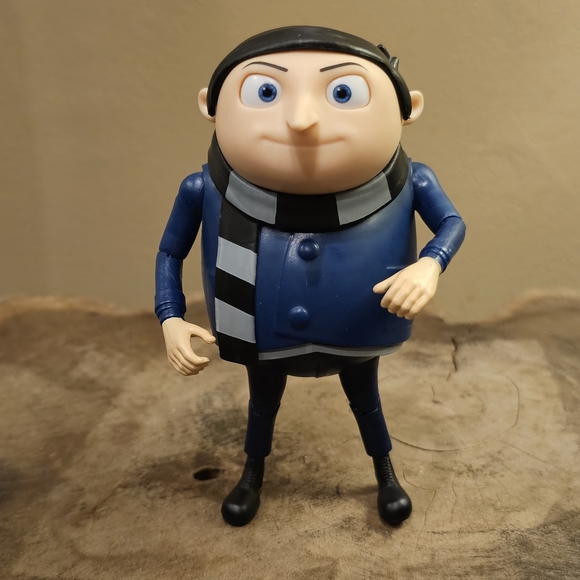 Minions The Rise Of Gru Dragon Disguise & 4 Other Characters Bundle - Picture 16 of 16